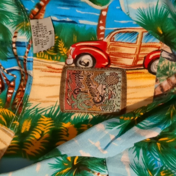Vintage Pineapple Connection 🍍 tropical Hawaiian Beach Button Up - Picture 3 of 6